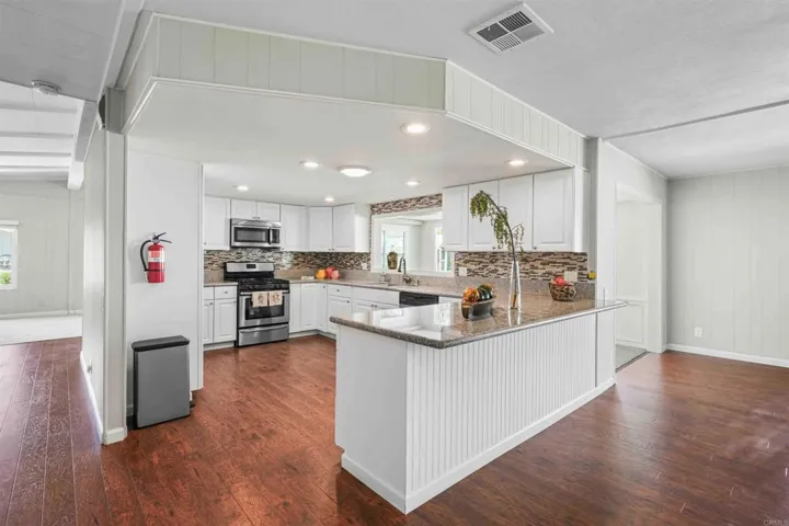 3439 Don Lorenzo Drive, Carlsbad, California 92010