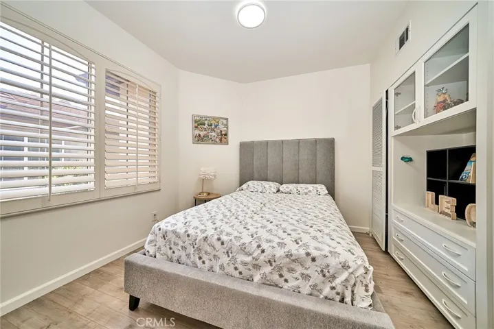 921 Somerville, Irvine, California 92620