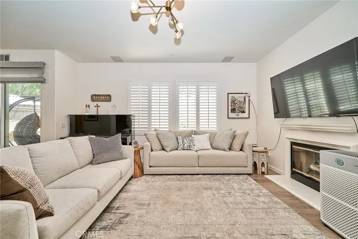921 Somerville, Irvine, California 92620