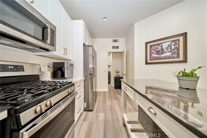 921 Somerville, Irvine, California 92620