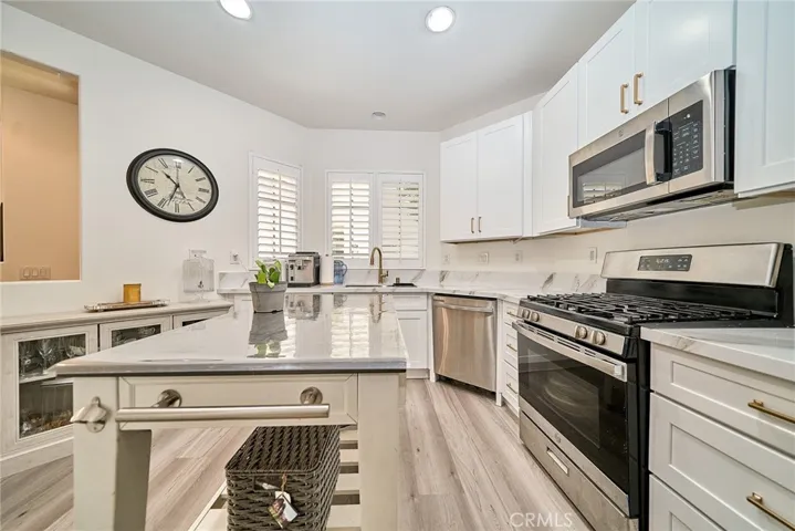 921 Somerville, Irvine, California 92620