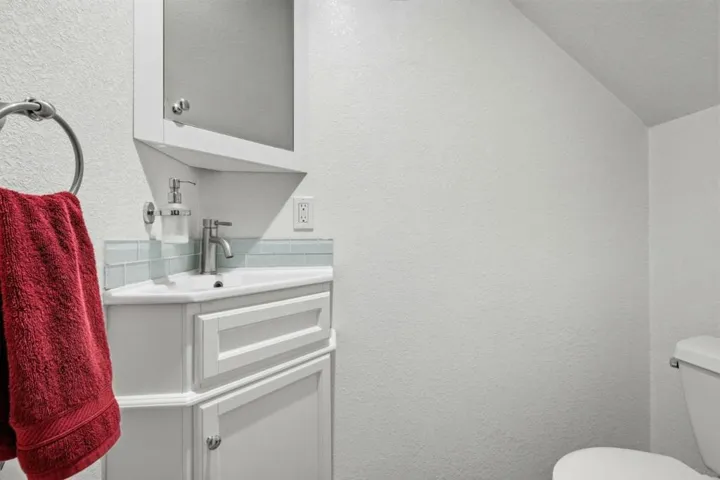 111 River Lane, Felton, California 95018