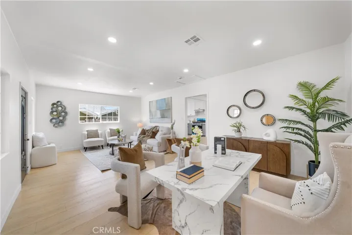 2035 Las Colinas, Los Angeles, California 90041