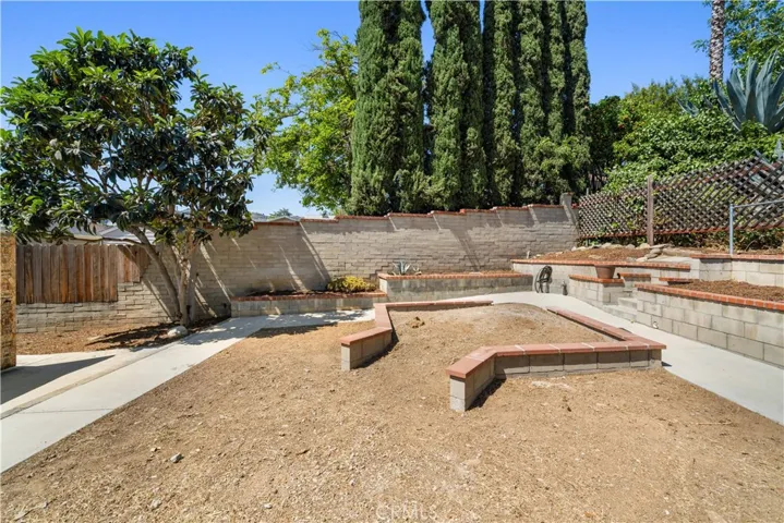 2035 Las Colinas, Los Angeles, California 90041