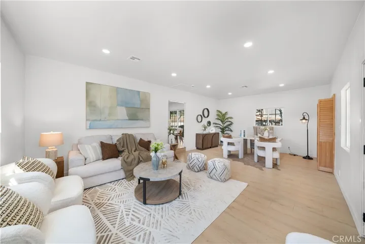 2035 Las Colinas, Los Angeles, California 90041