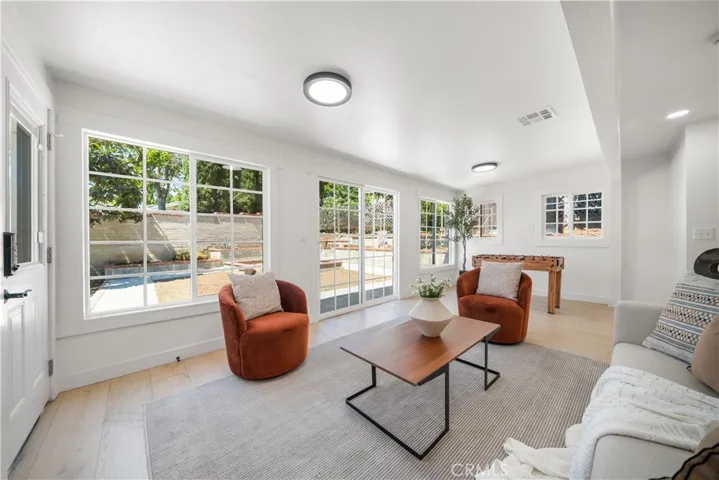 2035 Las Colinas, Los Angeles, California 90041