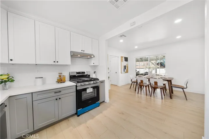 2035 Las Colinas, Los Angeles, California 90041