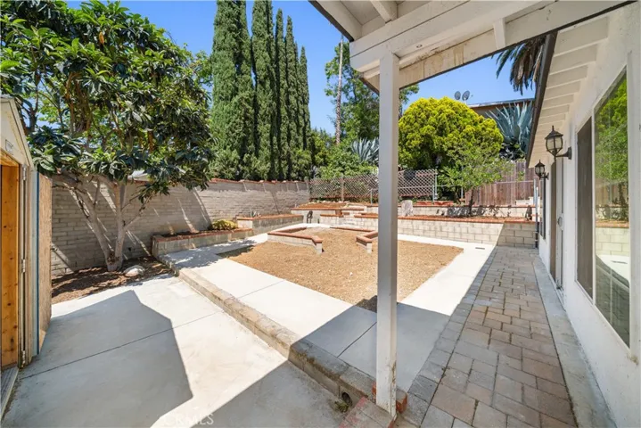 2035 Las Colinas, Los Angeles, California 90041