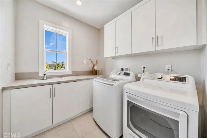 190 Orange, Lake Forest, California 92630