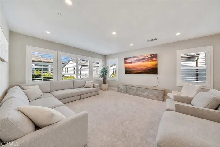 190 Orange, Lake Forest, California 92630