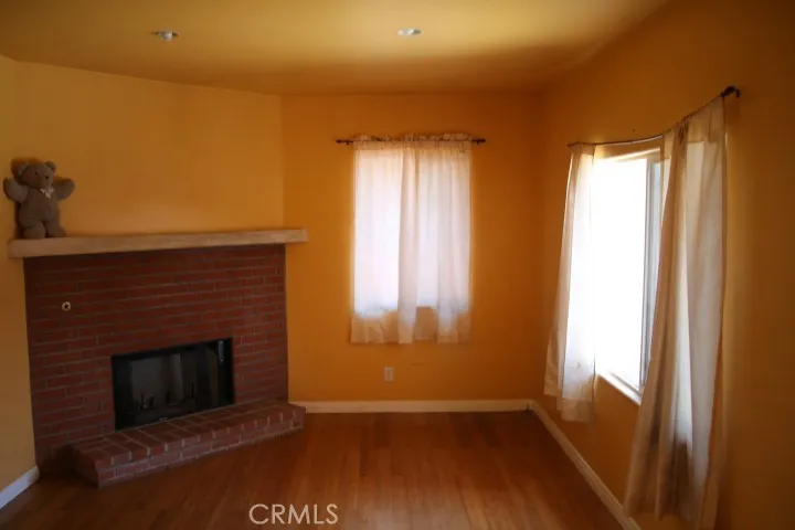 gallery-image 3