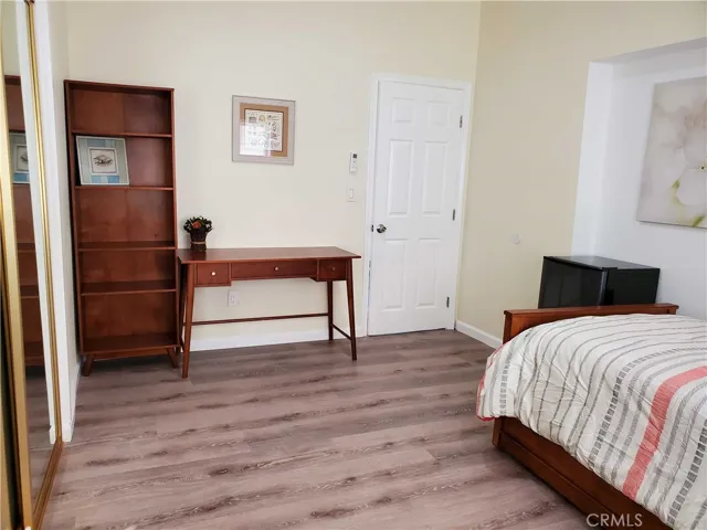 229 W 28th Street, Los Angeles, California 90007