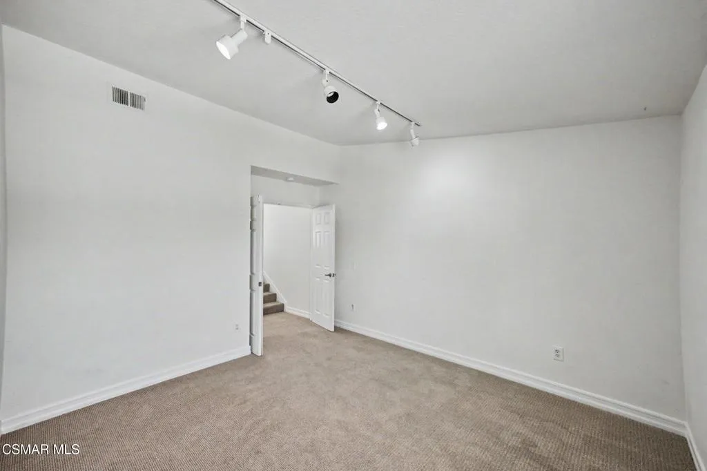 029_27_4258_flintlock_lane_833