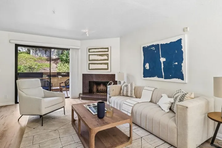 1680 N Coast Highway 101 30, Encinitas, California 92024