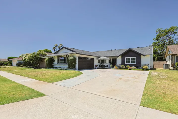 17819 Bay, Fountain Valley, California 92708