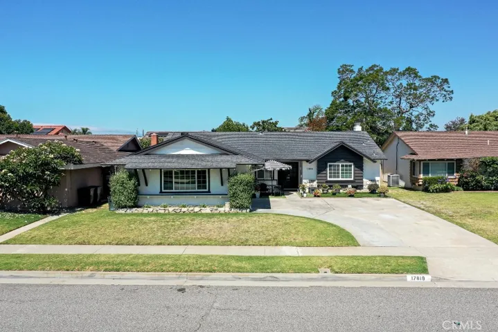 17819 Bay, Fountain Valley, California 92708