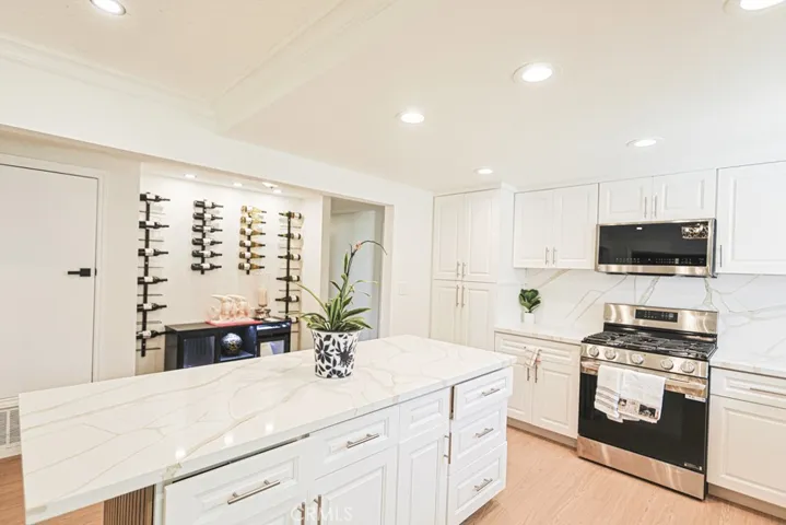 17819 Bay, Fountain Valley, California 92708