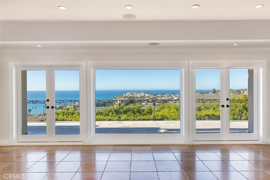 517 Emerald Bay, Laguna Beach, California 92651 — photo 5