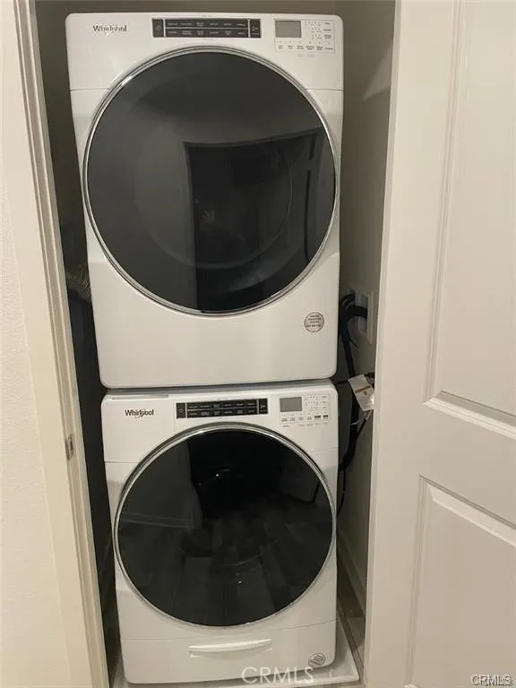 Washer/Dryer Stackable