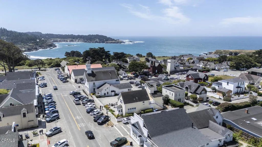 Mendo Town and​​‌​​​​‌​​‌‌​​‌​​​‌‌​​​‌​​‌‌​​‌‌​​‌‌​​​​ Bay