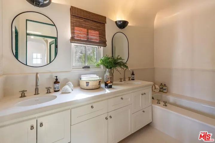 202 Canada Street, Ojai, California 93023