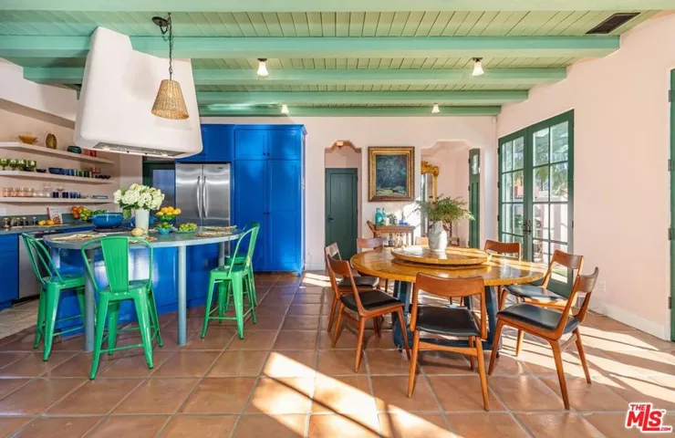 202 Canada Street, Ojai, California 93023