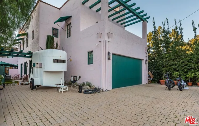 202 Canada Street, Ojai, California 93023