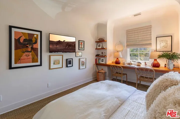 202 Canada Street, Ojai, California 93023