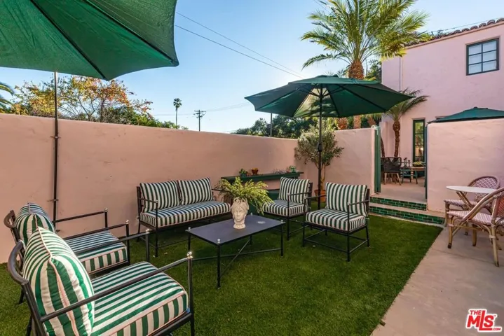 202 Canada Street, Ojai, California 93023