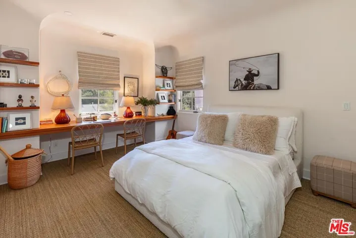 202 Canada Street, Ojai, California 93023