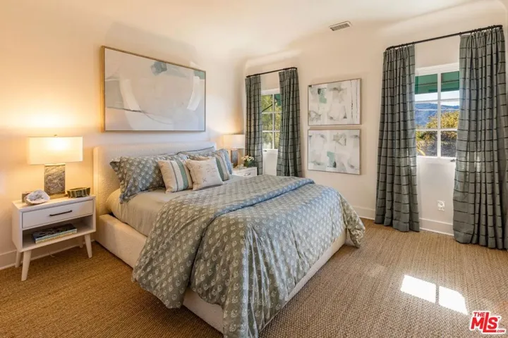 202 Canada Street, Ojai, California 93023