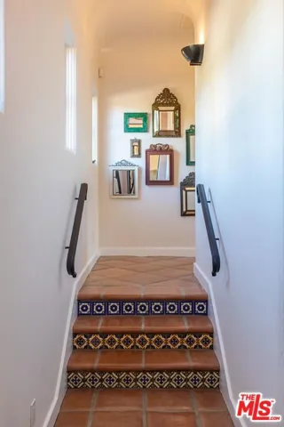 202 Canada Street, Ojai, California 93023