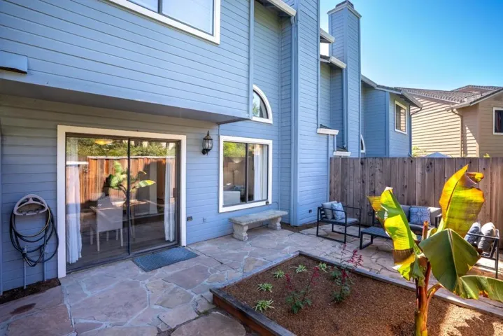 37 Winding Way, Watsonville, California 95076