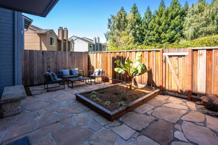 37 Winding Way, Watsonville, California 95076
