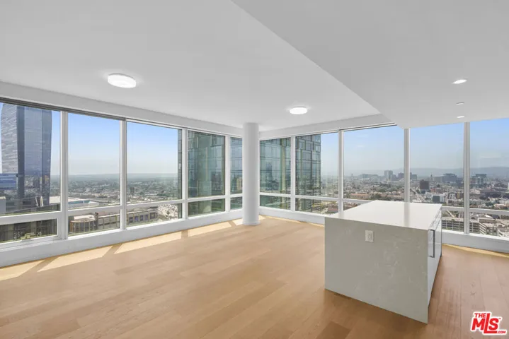 877 Francisco Street 2811, Los Angeles, California 90017