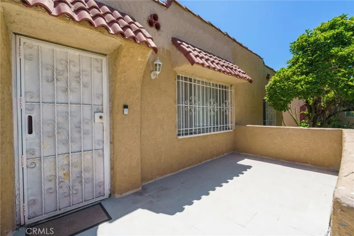 346 W School Street, Compton, California 90220