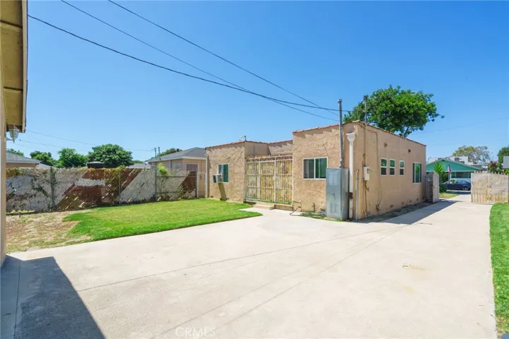 346 W School Street, Compton, California 90220