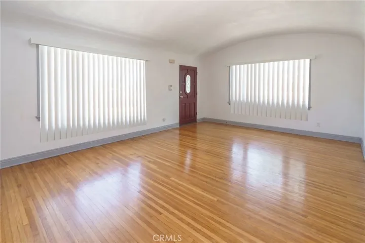 346 W School Street, Compton, California 90220