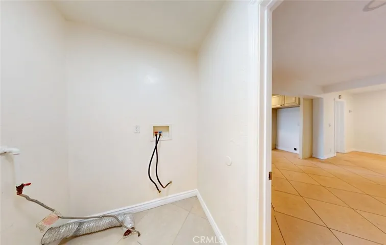 laundry rm