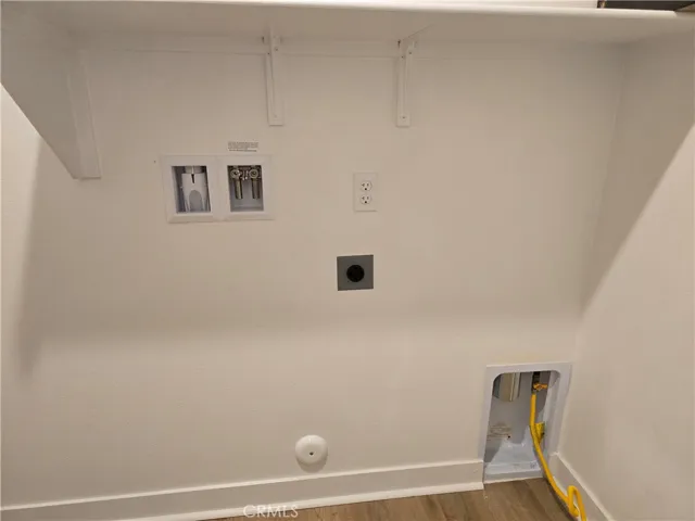 Laundry hook ups