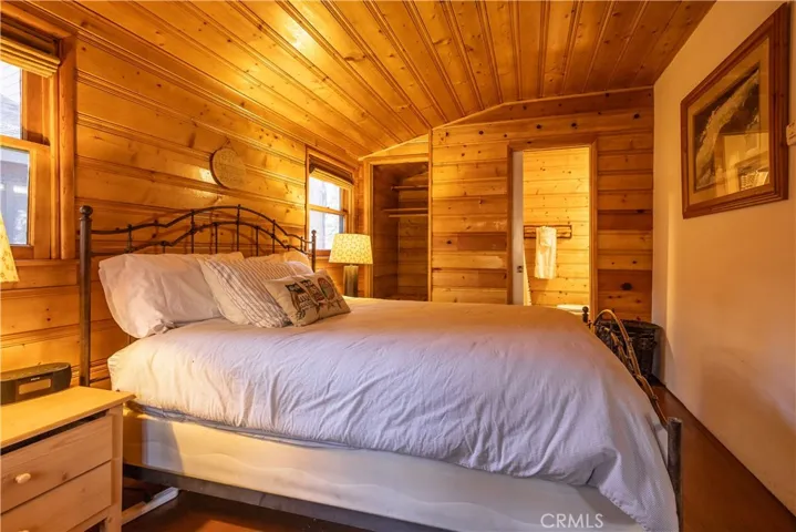 796 Silver Tip Drive, Big Bear Lake, California 92315