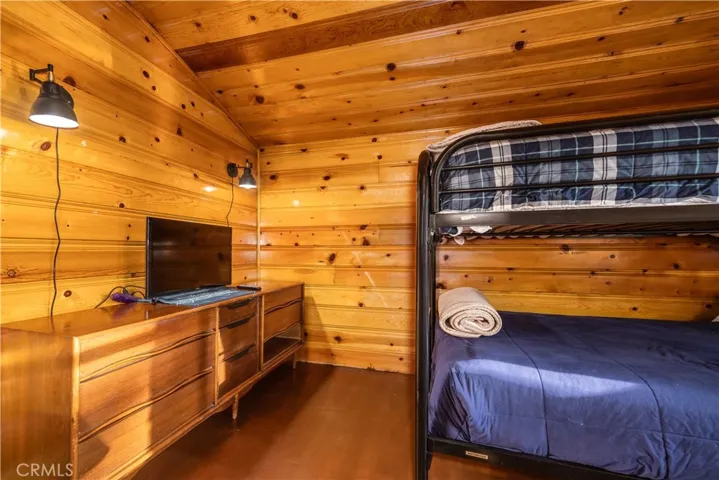 796 Silver Tip Drive, Big Bear Lake, California 92315