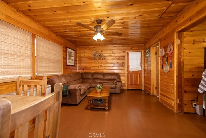 796 Silver Tip Drive, Big Bear Lake, California 92315