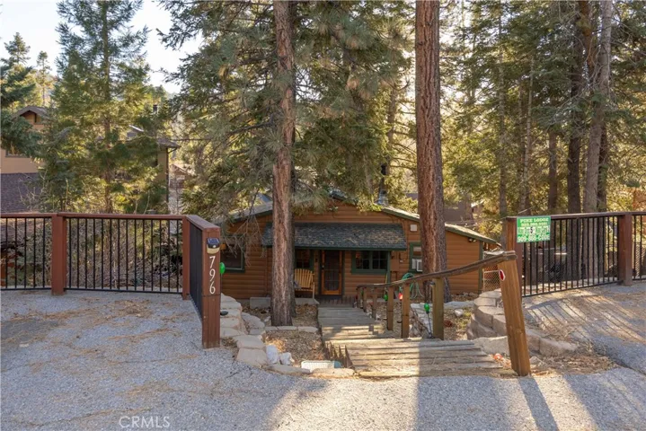 796 Silver Tip Drive, Big Bear Lake, California 92315