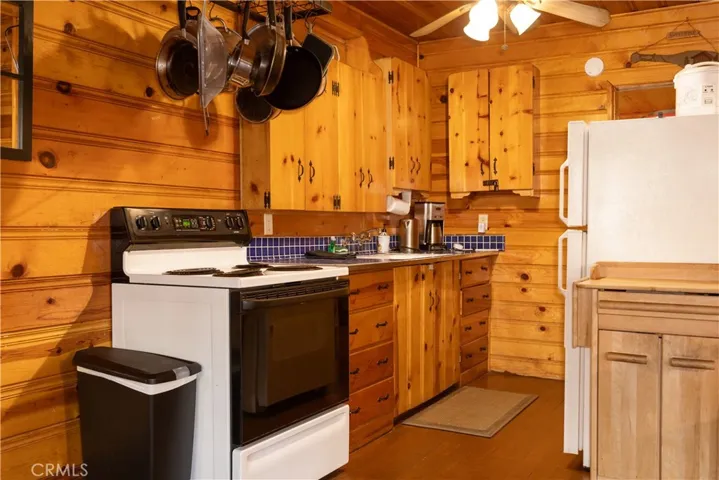 796 Silver Tip Drive, Big Bear Lake, California 92315