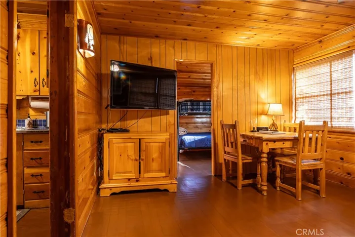 796 Silver Tip Drive, Big Bear Lake, California 92315