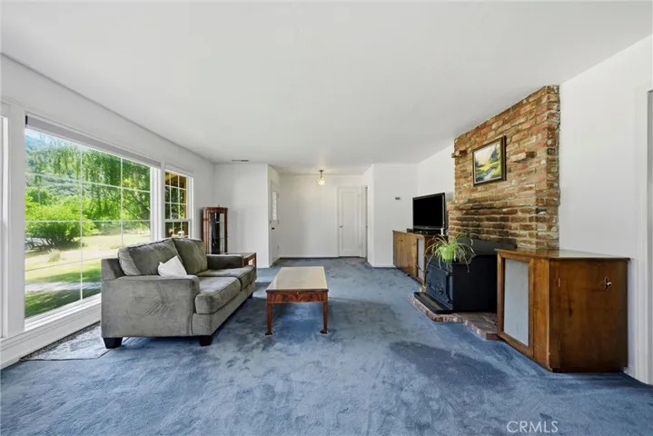 7825 Scotts Valley Rd., Lakeport, California 95453
