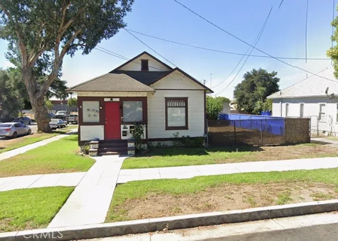 594 E 9th, Upland, California 91786