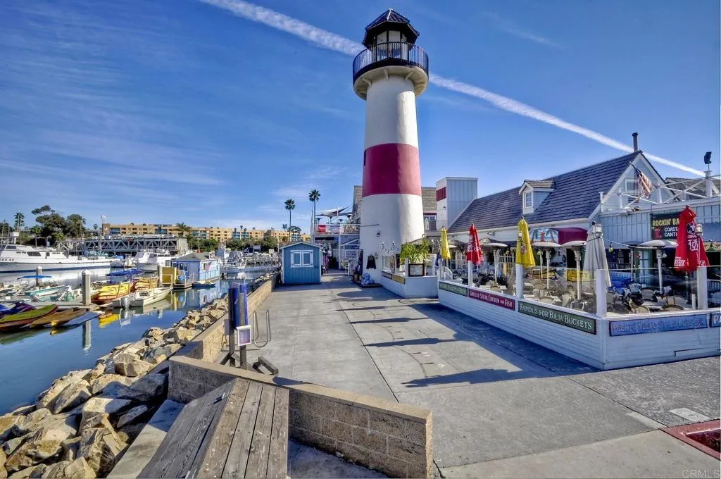 Stroll to Oceanside's charming Cape Cod Village just steps away