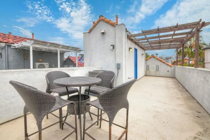 Spacious deck perfect for chaise lounging